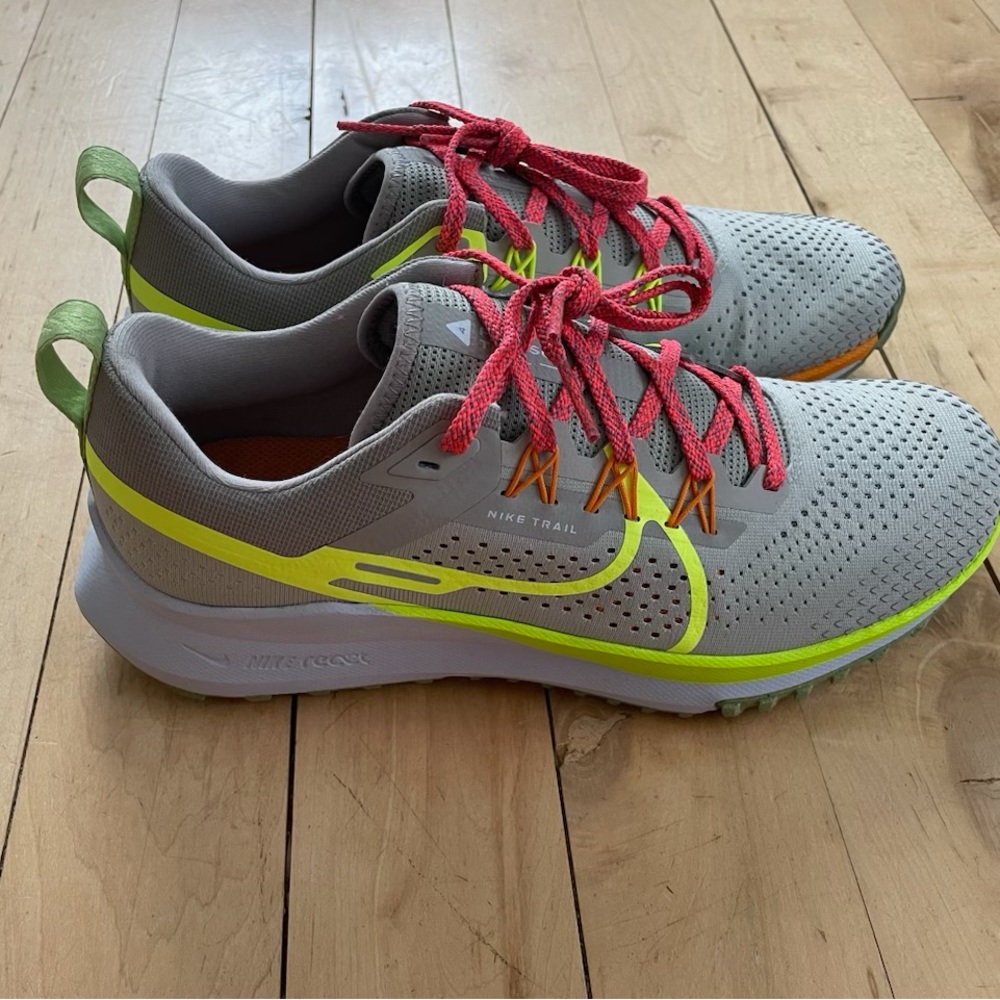 Nike pegasus trail 4